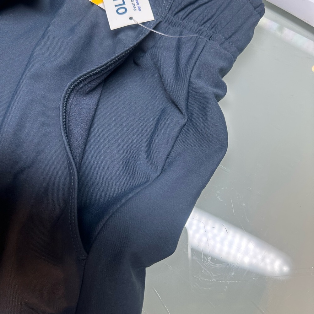 NEW Athletic Drawstring Shorts. - Picture 6 of 6